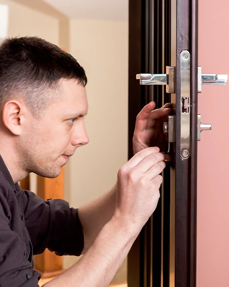 : Professional Locksmith For Commercial And Residential Locksmith Services in Roseland, CA