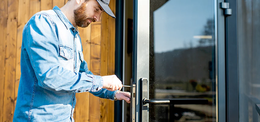 Frameless Glass Storefront Door Locks Replacement in Roseland, CA