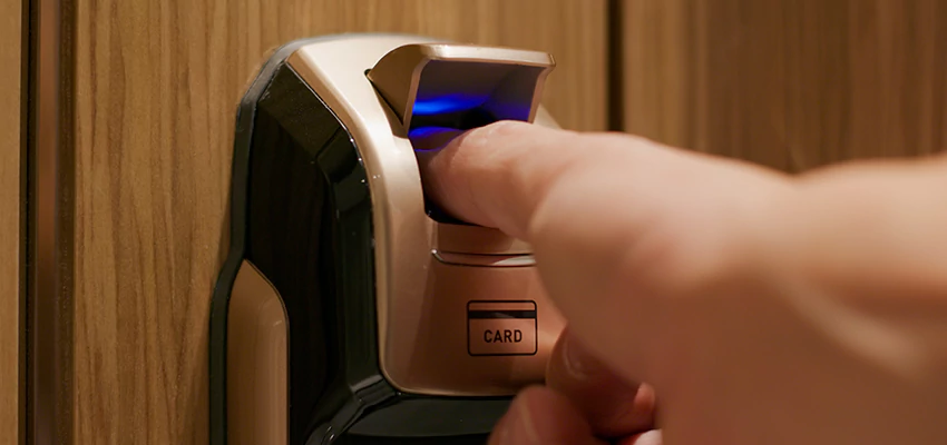 Locksmith Company For Window Lock Installation in Roseland, California