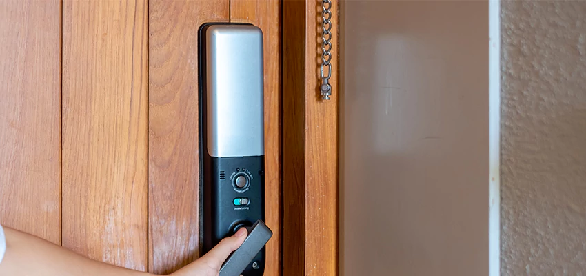 Home Security Electronic Locks Upgrades in Roseland, CA